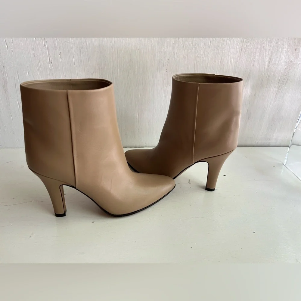 THE ROW Prudens Bootie- Neutral- 37
